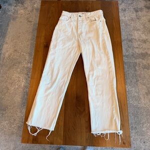 ZARA Off-White High Rise Button Fly Straight Leg Jeans w/ Frayed Hem Size 6